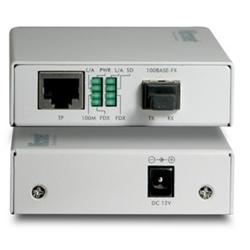 Micronet SP373E - 10/100M Media Converter, RJ45 to Fiber LC, Multi-Mode, 2KM.